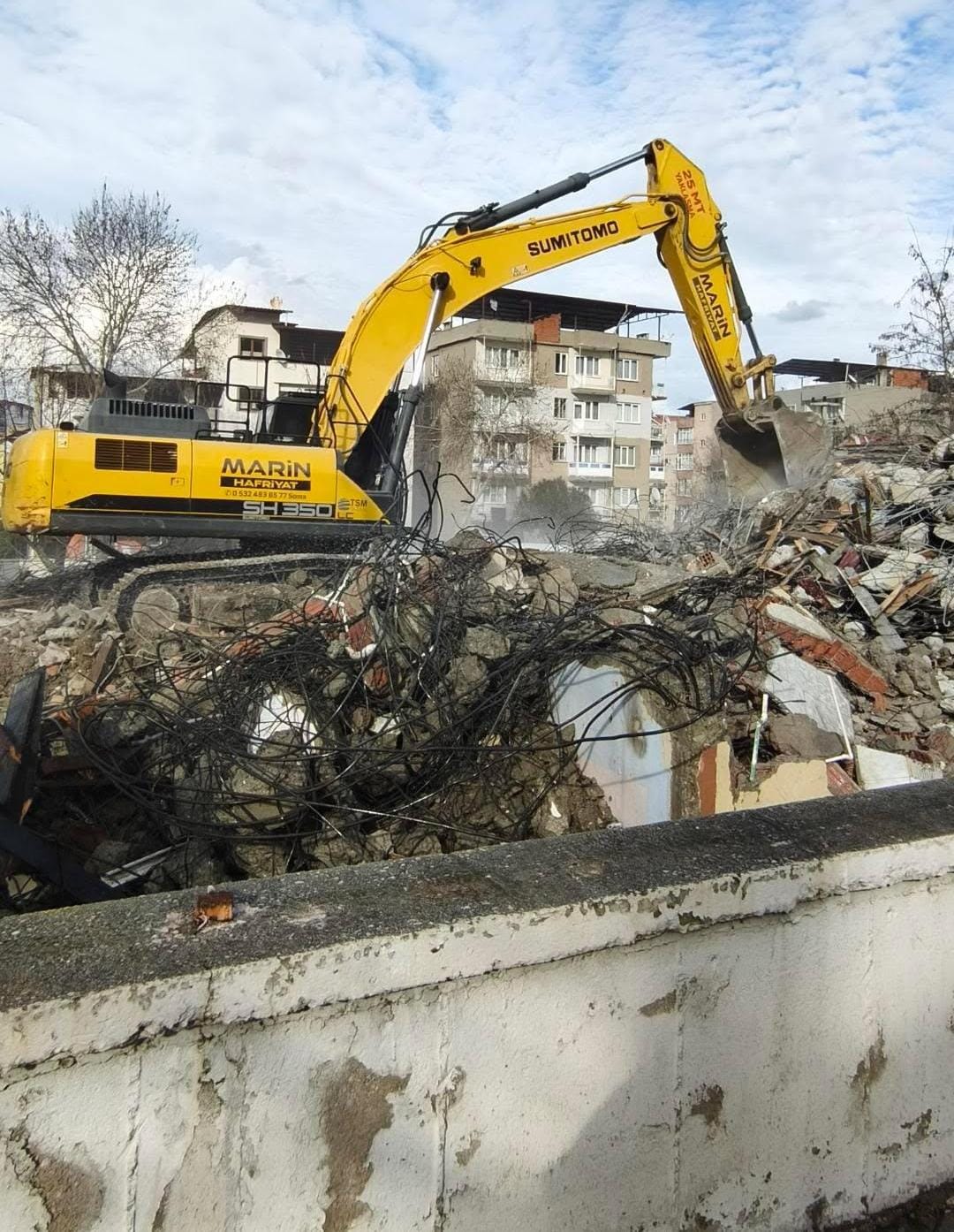 SOMA MANİSA SABRİ BALCI İLKOKULU YIKIM PROJESİ